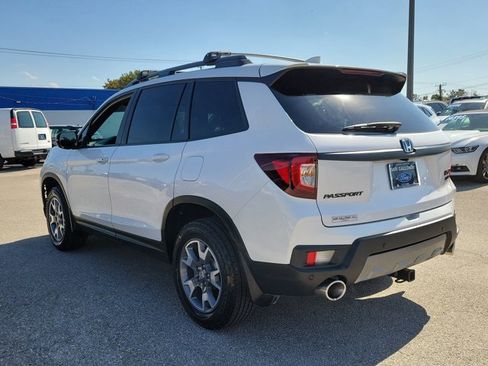 Used 2023 Honda Passport TrailSport image 4