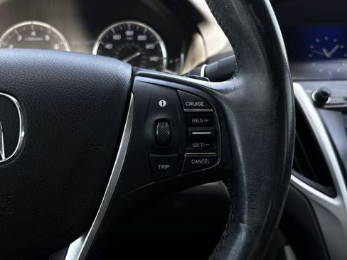 Used 2017 Acura TLX FWD image 15