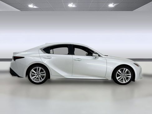 Used 2025 Lexus IS 300 w/ Comfort Package RWD image 8