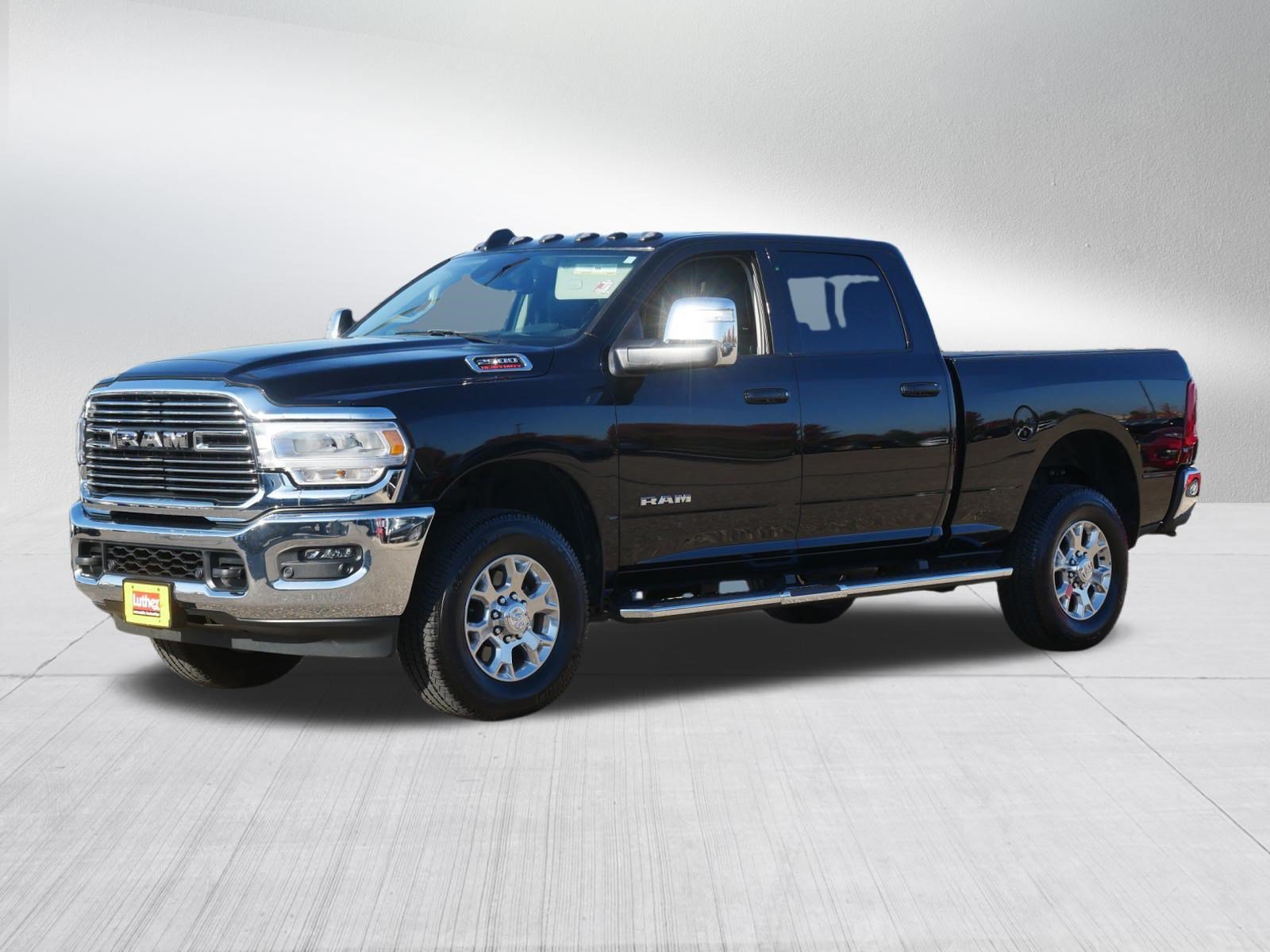 Used 2024 RAM 2500 Laramie w/ Safety Group AWD/4WD image 3
