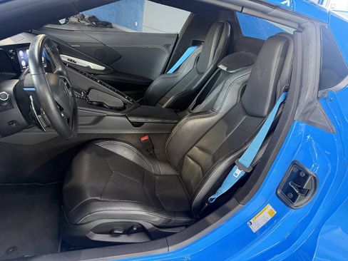 Used 2023 Chevrolet Corvette Stingray Convertible w/ Z51 Performance Package RWD image 12