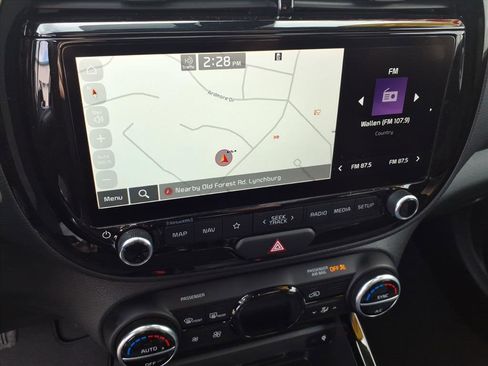 Used 2023 Kia Soul EX image 22