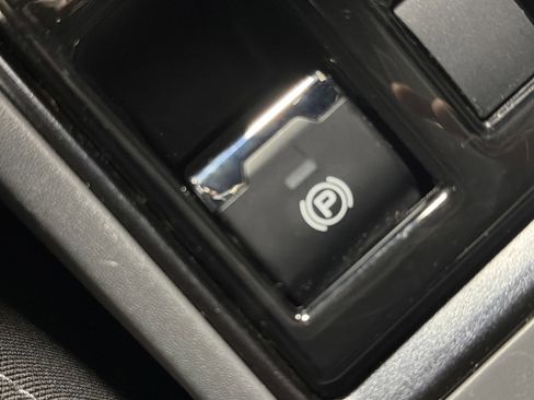 Used 2024 Subaru Crosstrek 2.5i Sport w/ Crosstrek Mirror Package image 29