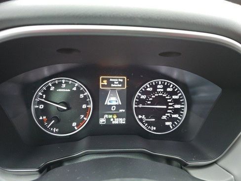 Used 2022 Subaru Outback Limited image 23