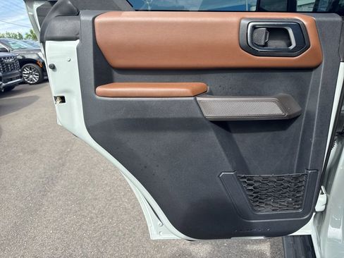 Used 2023 Ford Bronco Outer Banks image 26