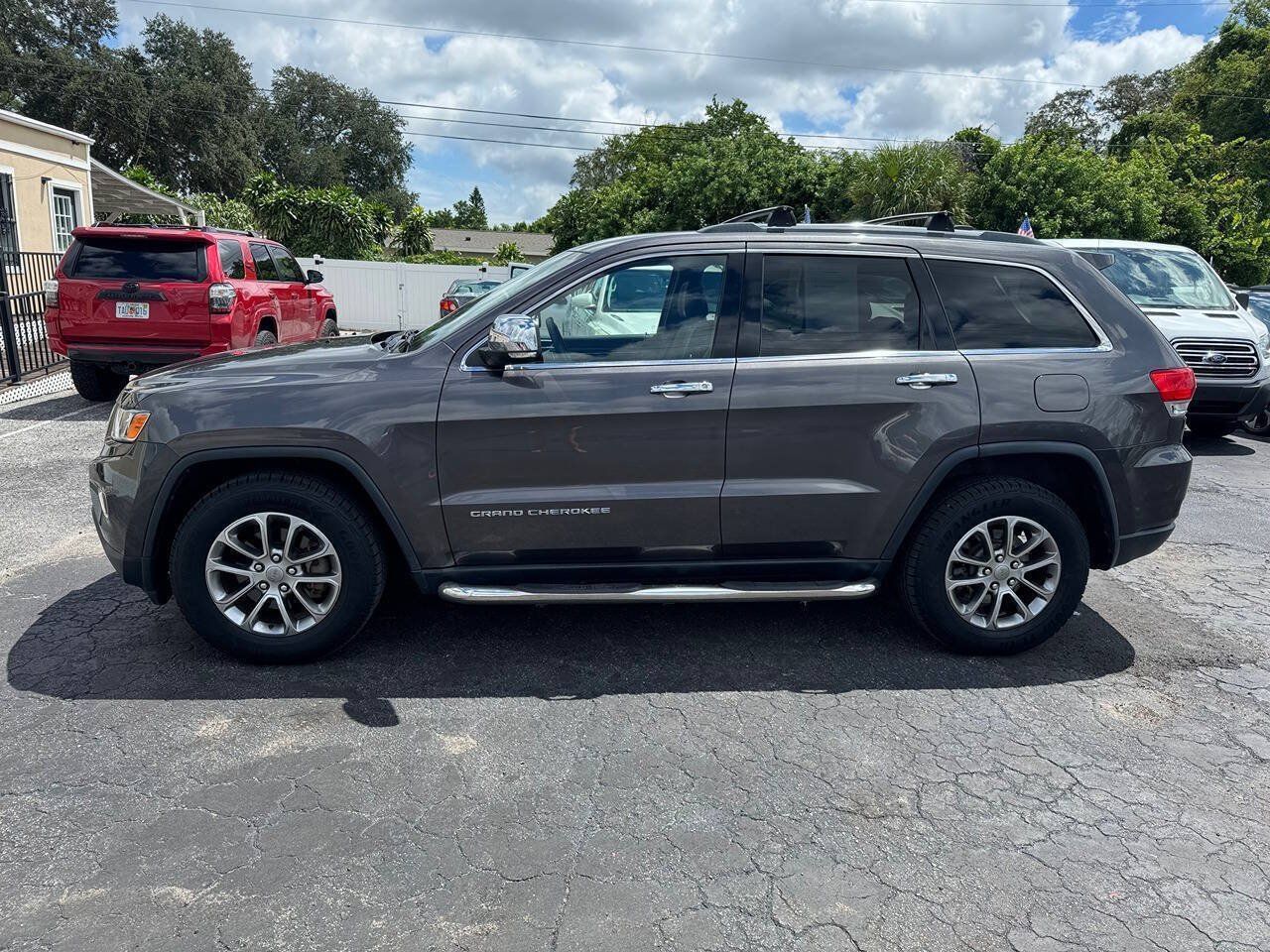 Used 2015 Jeep Grand Cherokee Limited w/ Trailer Tow Group IV AWD/4WD image 5