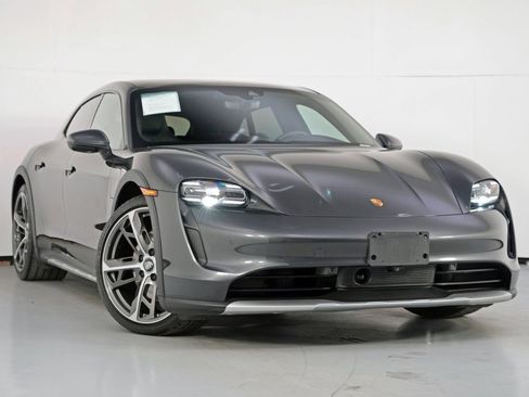 Used 2023 Porsche Taycan 4S w/ Technology Package image 56