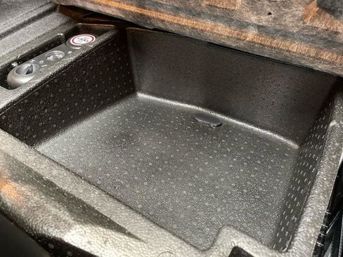 Used 2014 Dodge Charger SRT8 w/ Harman/Kardon Audio Group image 53