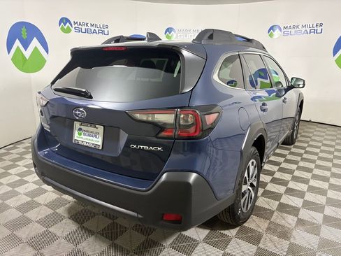 Used 2024 Subaru Outback Premium image 7