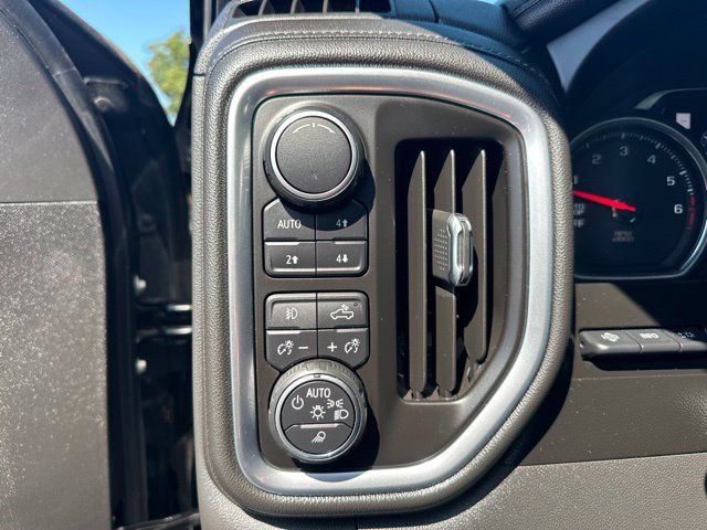 Used 2019 Chevrolet Silverado 1500 High Country w/ Technology Package AWD/4WD image 36