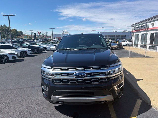 Used 2023 Ford Expedition Platinum AWD/4WD image 6