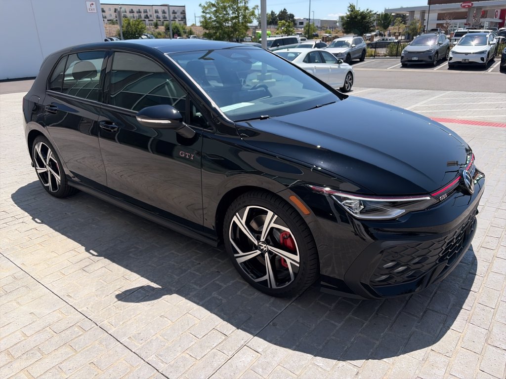 New 2026 Volkswagen GTI SE FWD image 7