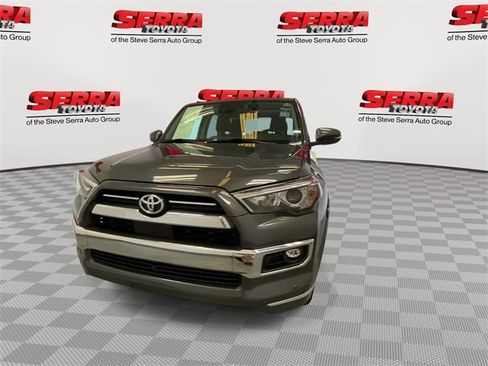 Used 2022 Toyota 4Runner Limited image 4