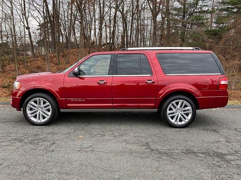 Certified 2017 Ford Expedition EL Platinum image 5