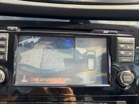 Used 2017 Nissan Rogue SL w/ SL Premium Package image 7