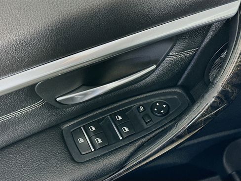 Used 2017 BMW 340i xDrive Sedan image 15