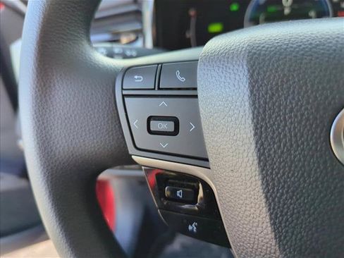 Used 2026 Toyota Camry LE FWD image 18