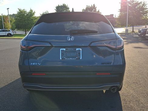 Certified 2025 Honda HR-V Sport image 6