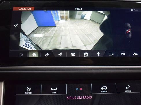 Used 2019 Land Rover Range Rover Long Wheelbase Supercharged image 30