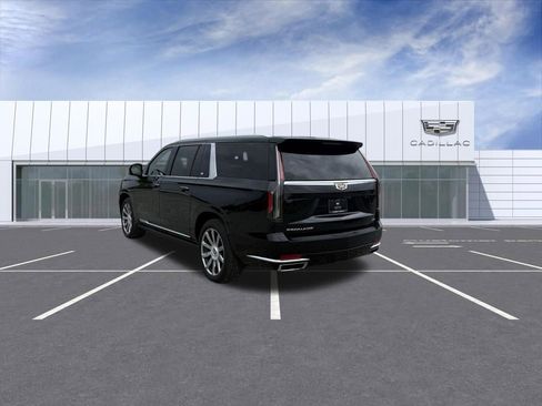 Certified 2024 Cadillac Escalade ESV Premium Luxury Platinum AWD/4WD image 4