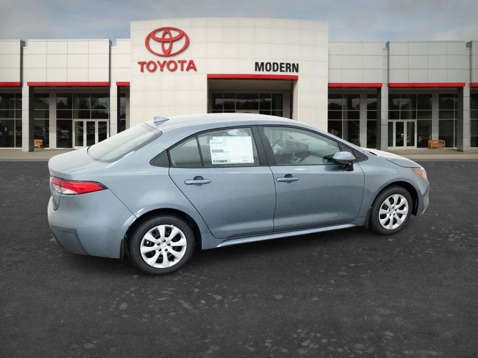 New 2027 Toyota Corolla LE FWD image 8