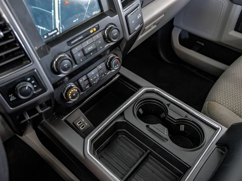 Used 2019 Ford F250 XLT w/ XLT Premium Package AWD/4WD image 22