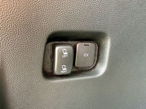 Used 2019 Ford Edge Titanium w/ Equipment Group 301A image 17