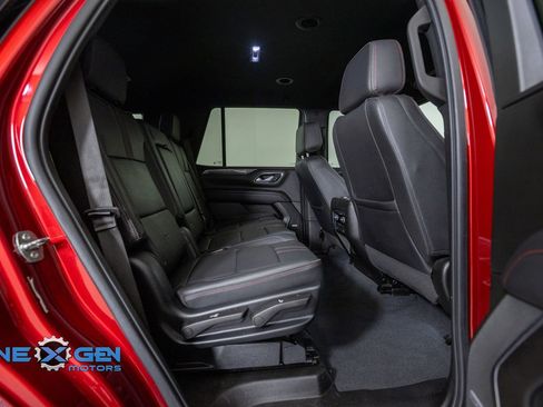 Used 2022 Chevrolet Tahoe RST w/ Luxury Package AWD/4WD image 37