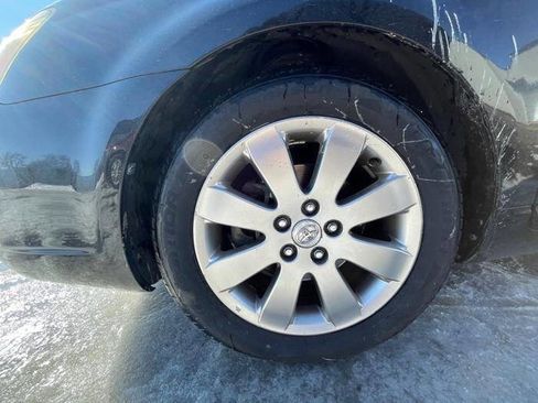 Used 2005 Toyota Avalon XL image 11