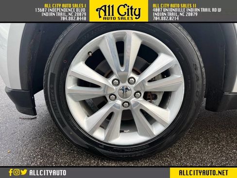 Used 2011 Dodge Durango Crew image 32