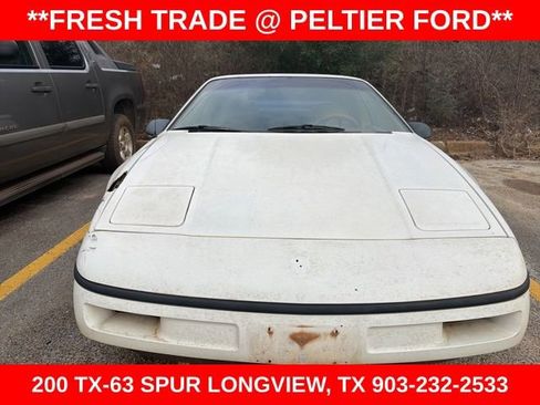 Used 1988 Pontiac Fiero image 2
