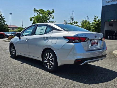 New 2025 Nissan Versa SV w/ Trunk Package image 4