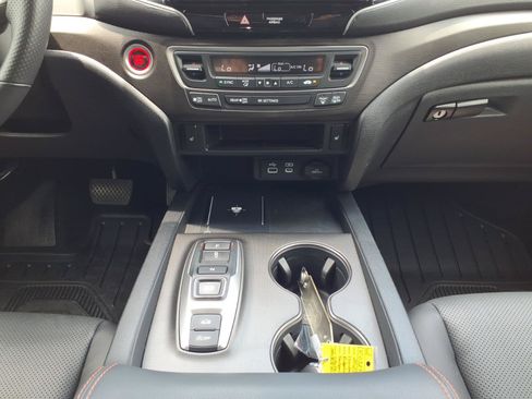 Used 2025 Honda Ridgeline TrailSport+ image 19