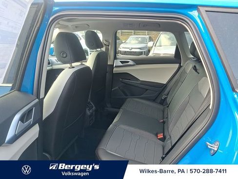 New 2026 Volkswagen Taos SE AWD/4WD image 5
