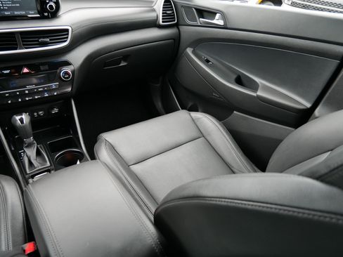Used 2019 Hyundai Tucson Limited AWD/4WD image 11