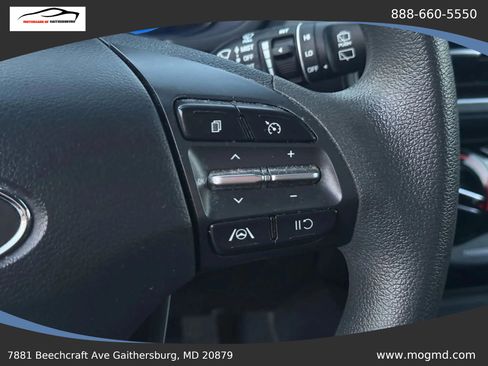 Used 2022 Hyundai Kona SEL image 35