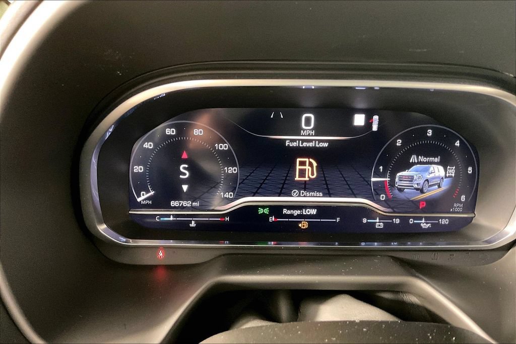 Certified 2023 GMC Yukon AT4 w/ Technology Package AWD/4WD image 12