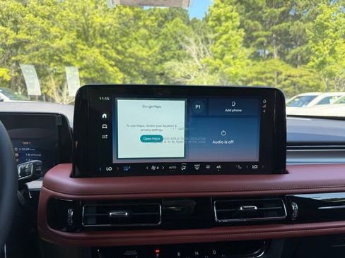 New 2025 Lincoln Aviator Reserve w/ Equipment Group 201A image 9