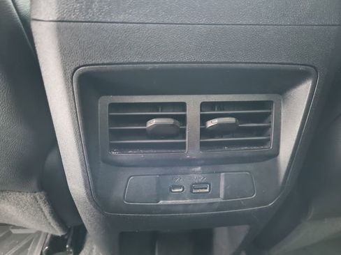 Used 2023 Chevrolet Colorado LT image 21