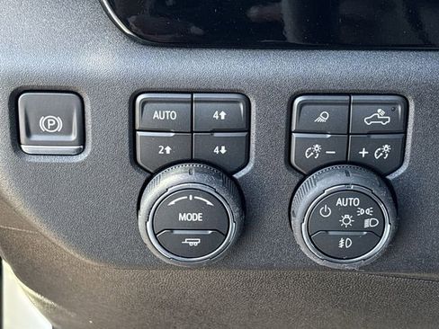 New 2026 Chevrolet Silverado 3500 LT w/ Safety Package AWD/4WD image 17