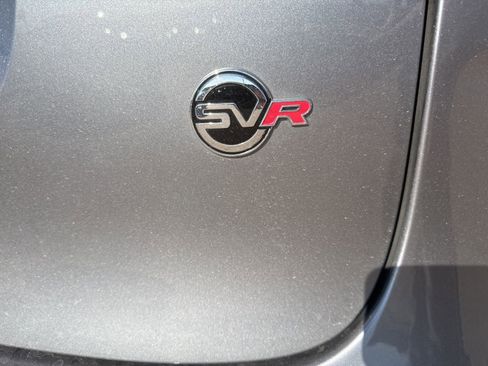 Used 2023 Jaguar F-PACE SVR image 9