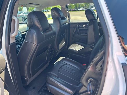 Used 2017 Buick Enclave Leather AWD/4WD image 7
