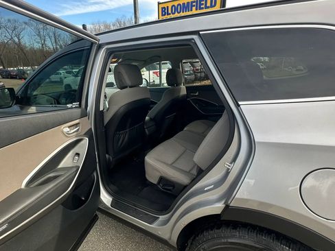 Used 2014 Hyundai Santa Fe GLS image 20