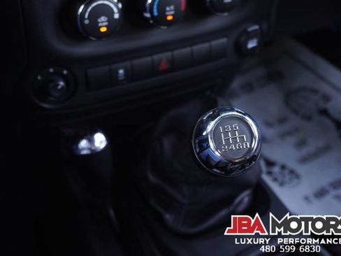 Used 2017 Jeep Wrangler Unlimited Sport w/ Quick Order Package 23S AWD/4WD image 22