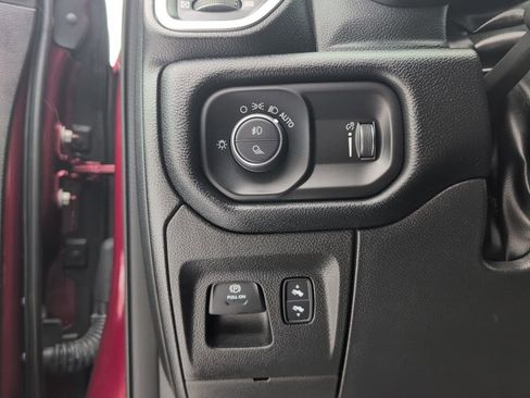 Used 2022 RAM 1500 Big Horn image 24