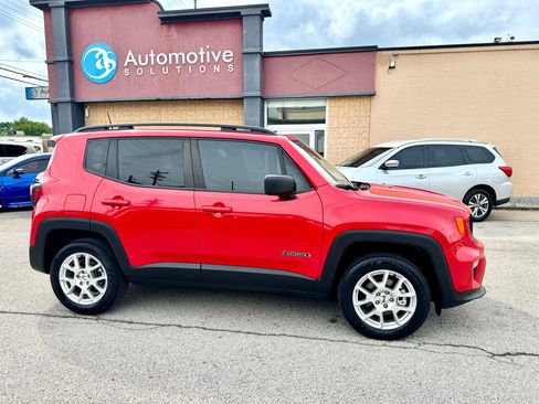 Used 2022 Jeep Renegade Latitude image 6