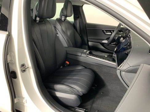 Used 2025 Mercedes-Benz E 450 4MATIC All-Terrain Wagon image 36