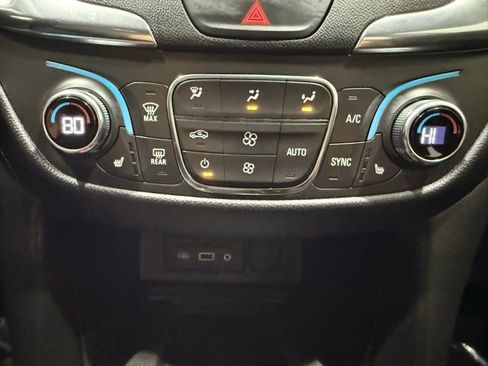 Used 2021 Chevrolet Equinox Premier w/ Redline Edition image 37