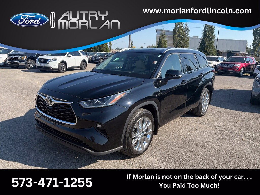 Used 2024 Toyota Highlander Limited AWD/4WD image 1