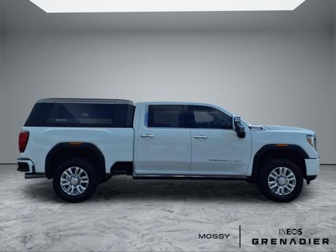 Used 2022 GMC Sierra 2500 Denali image 8